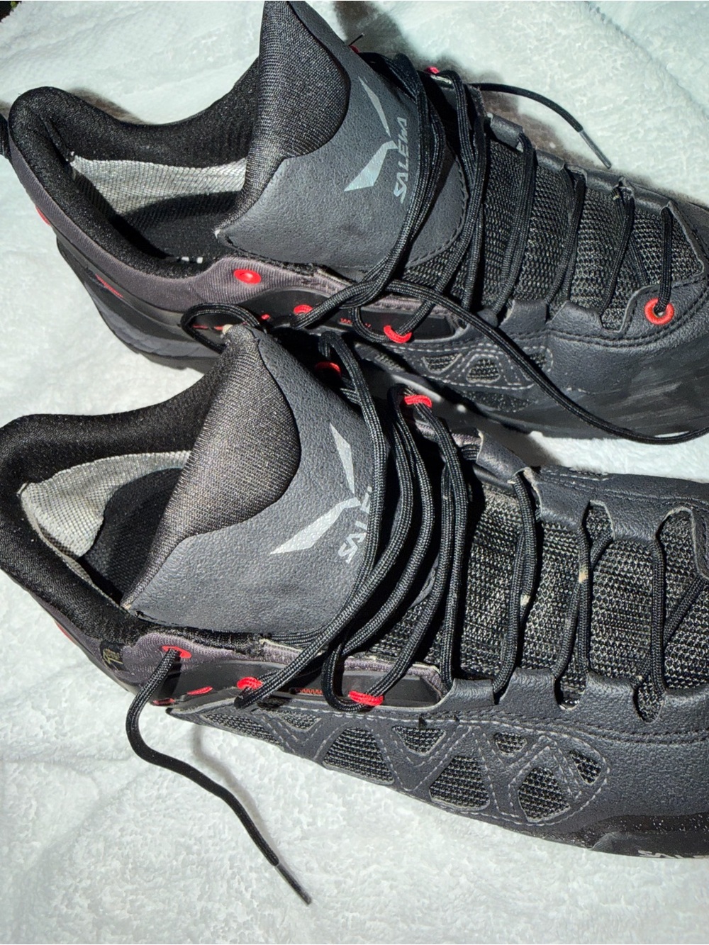 10 Size Salewa Men's Black Athletic/Hicking Sneakers Great Condition